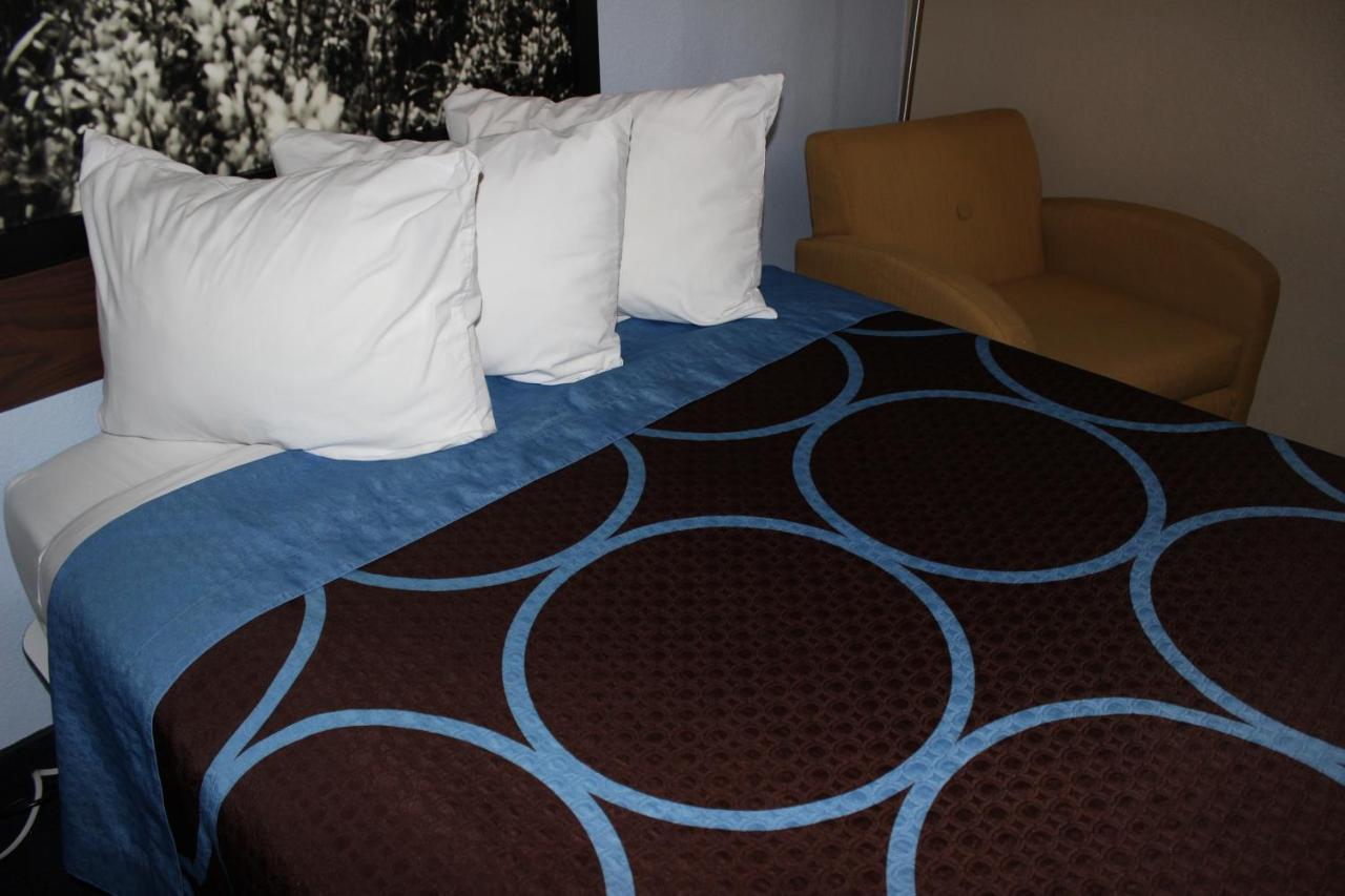 Super 8 By Wyndham - Poconos 2*