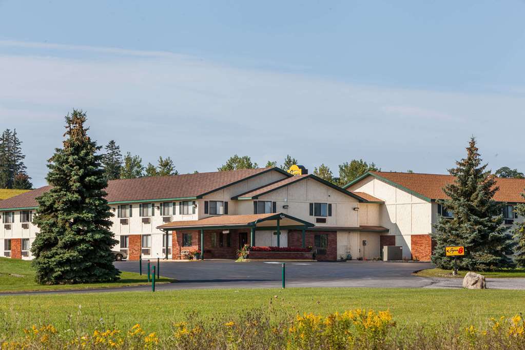 Super 8 By Wyndham - Poconos